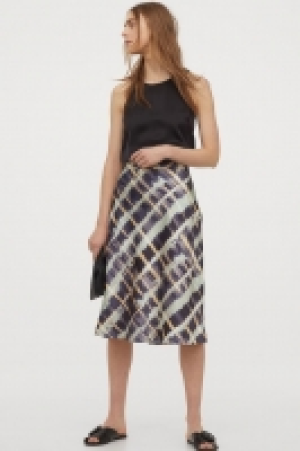 Satin skirt 17.99 €