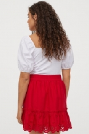 Broderie-hem skirt 9.99 €