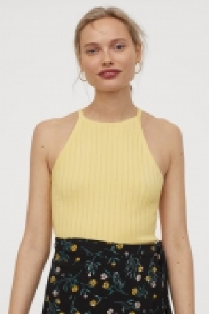 Ribbed strappy top 4.99 €