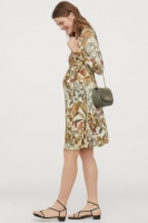 MAMA Wrap dress 14.99 €
