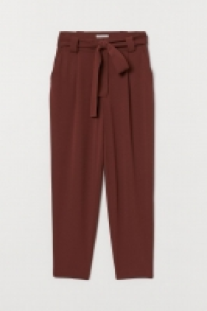 Ankle-length trousers 19.99 €