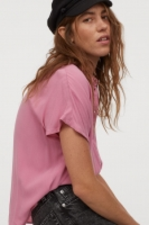 Dolman-sleeved blouse 6.99 €