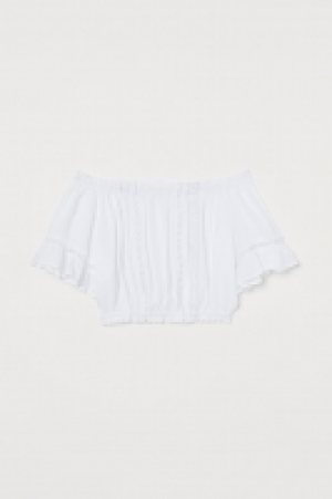 Off-the-shoulder blouse 4.99 €