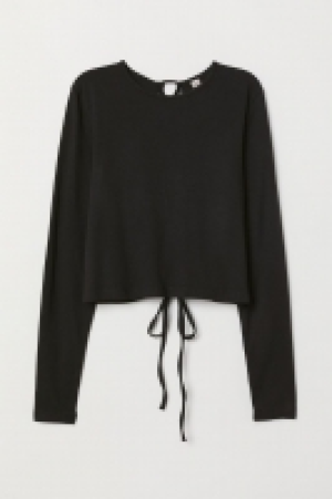 HM  Top with lacing