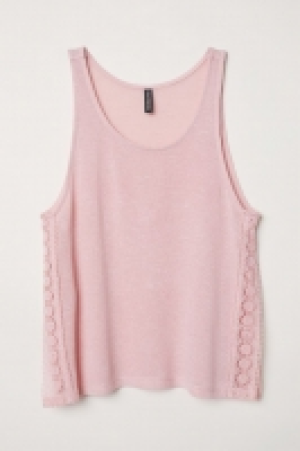 HM  Lace-trimmed vest top