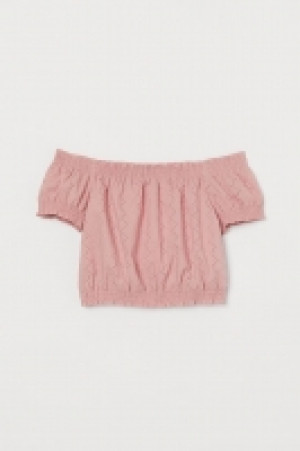 Off-the-shoulder cotton blouse 6.99 €