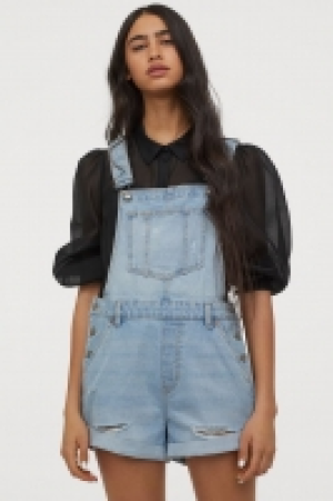 Denim dungaree shorts 24.99 €
