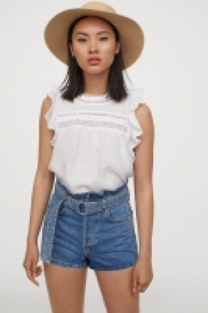Denim paper bag shorts 17.99 €