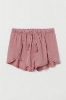 HM  Lace-trimmed shorts