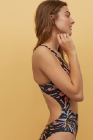 Cut-out swimsuit 12.99 €