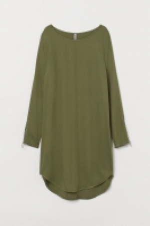 Dress 12.99 €