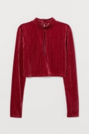 Top with a stand-up collar 5.99 €