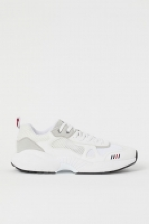 Trainers 24.99 €