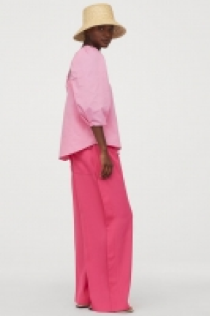 Puff-sleeved cotton blouse 13.00 €