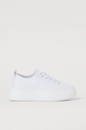 Platform trainers 18.00 €