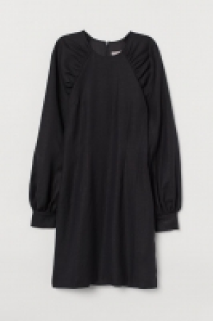 Linen-blend dress 18.00 €
