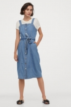 Denim dungaree dress 18.00 €
