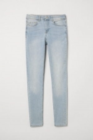 Super Skinny Regular Jeans 9.00 €
