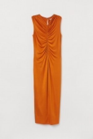 Draped dress 18.00 €