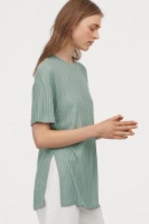 Rib-knit top 5.00 €