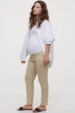 MAMA Cotton twill chinos 13.00 €
