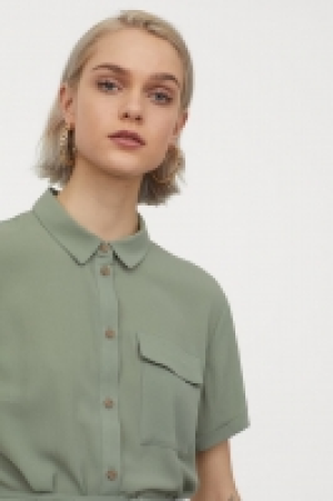 Short shirt dress 9.00 €