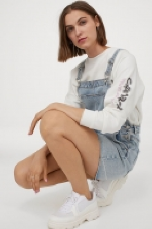 Denim dungaree dress 17.00 €