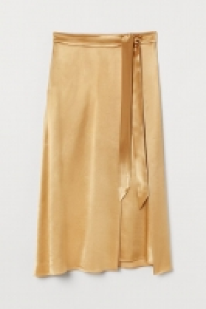 Satin skirt 30.00 €