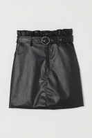HM  Short imitation leather skirt