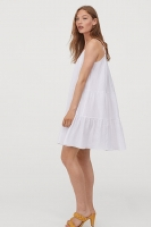 Airy dress 13.00 €