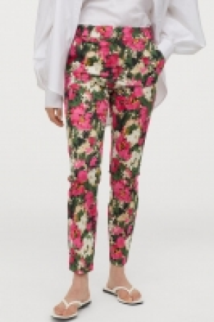 Cigarette trousers 9.00 €