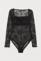 HM  Long-sleeved lace body