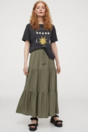 Maxi skirt 10.00 €
