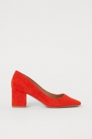 HM  Block-heeled court shoes