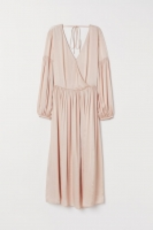 Satin dress 18.00 €
