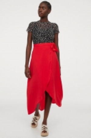 Wrapover skirt 8.00 €
