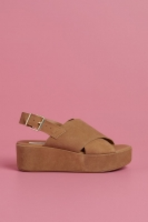 Suede platform sandals 35.00 €