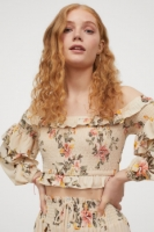 Smocked off-the-shoulder top 13.00 €
