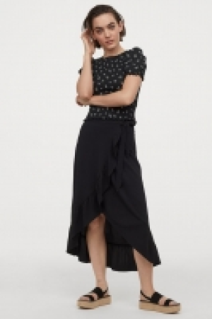 HM  Crêpe wrapover skirt