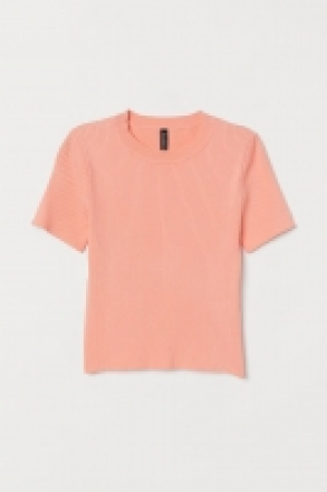 Rib-knit top 7.00 €