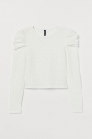 Puff-sleeved top 6.00 €