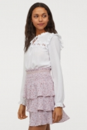 HM  Tiered crêpe skirt