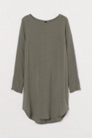 Short viscose dress 17.00 €