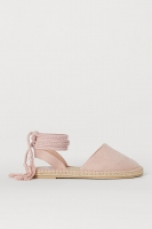 HM  Espadrilles with tie cord