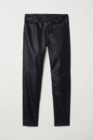 Imitation leather trousers 17.00 €