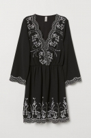 HM  Dress with embroidery