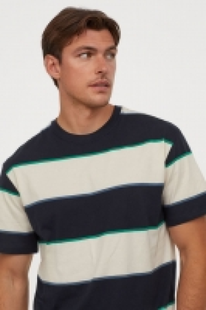 Striped T-shirt 6.00 €