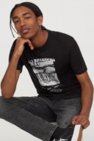 T-shirt with a motif 2.00 €
