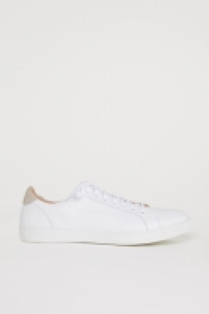 Trainers 25.00 €