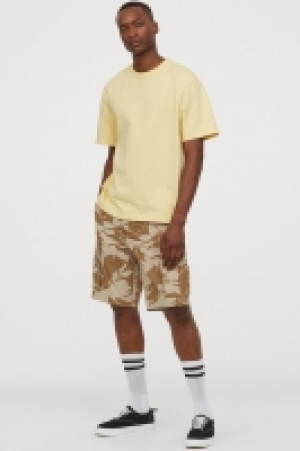 Cotton cargo shorts 10.00 €